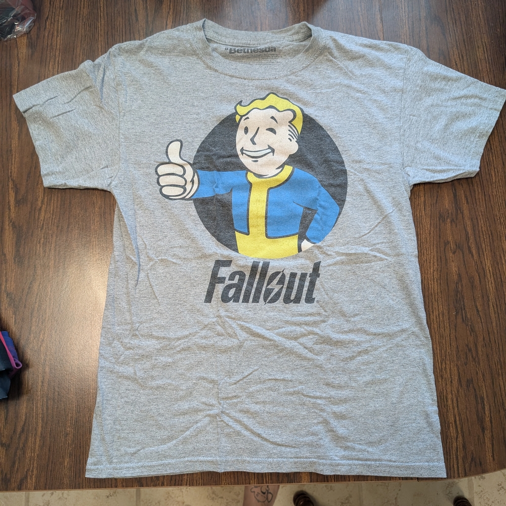Gray Fallout Graphic T-Shirt